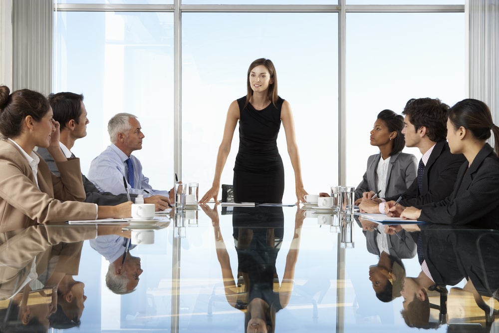 imagem de uma sala de reunião para ilustrar o texto de líder accountable