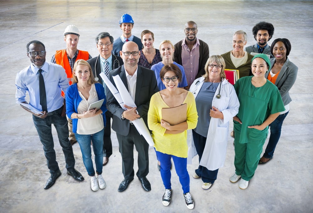 como funciona o mercado de trabalho