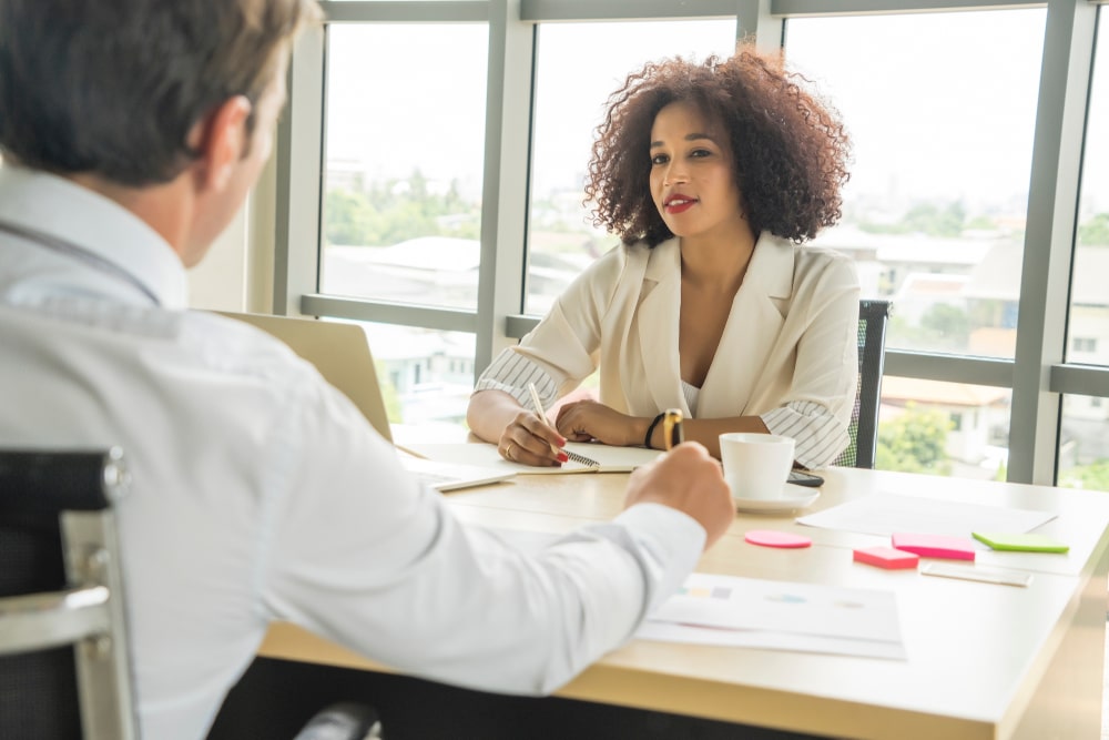 Qual a melhor especialização para quem fez Recursos Humanos